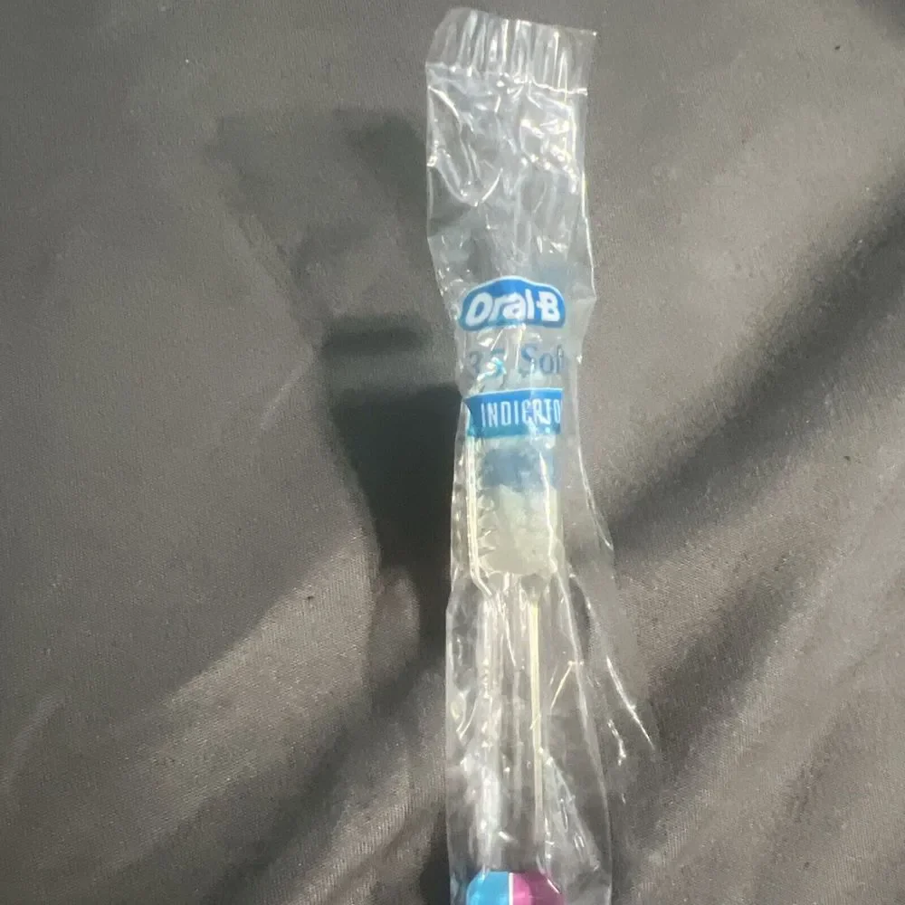 Vintage Oral B Indicator Toothbrush Ski USA Sealed Sport II 35 Soft SM‎